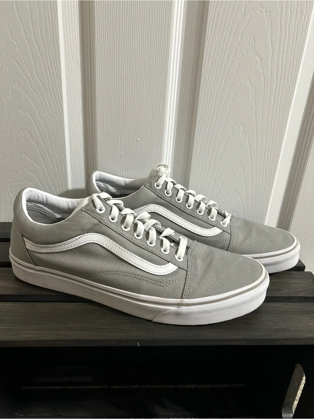Vans Classic Old Skool Lo Grey & White Mens Sneakers Sz 12 EUC